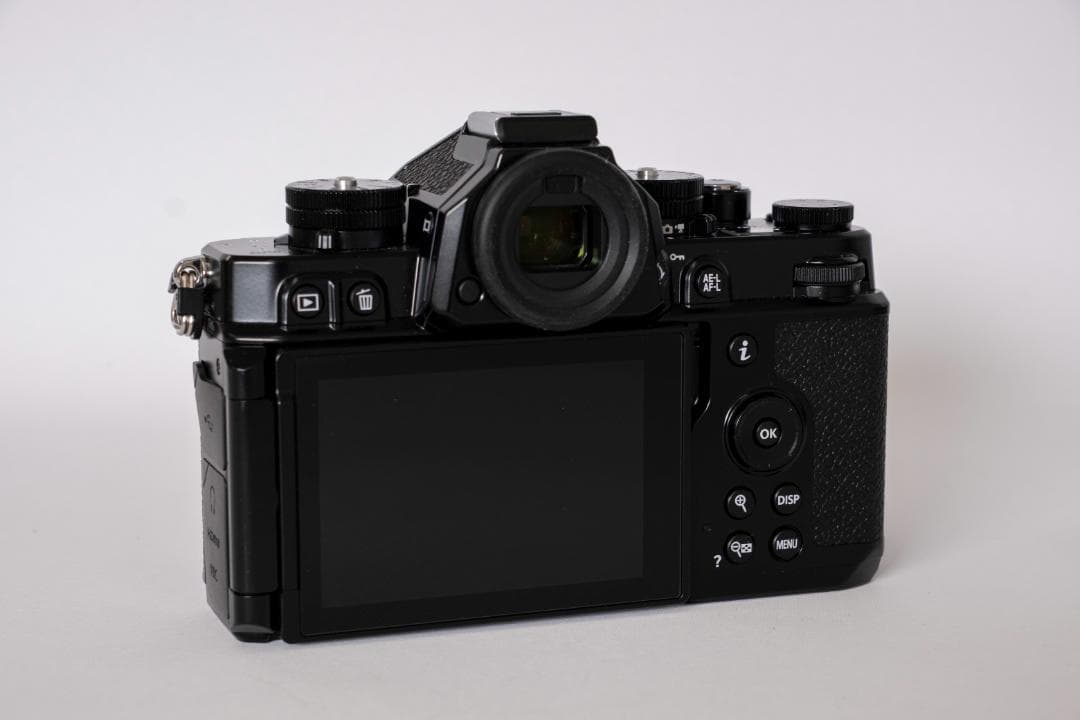 Nikon Z f Z 40mm F2（Special Edition）