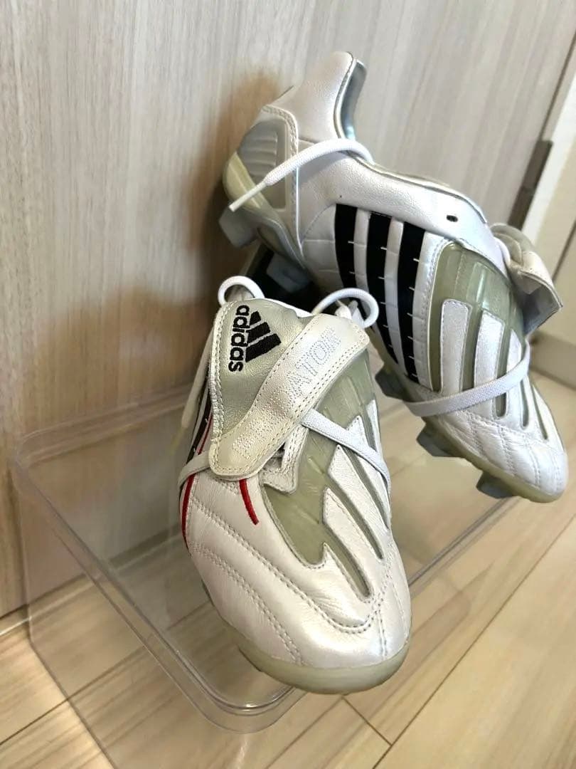 【新品未使用】アディダス　プレデターパワースワーブAGモデル 25センチ