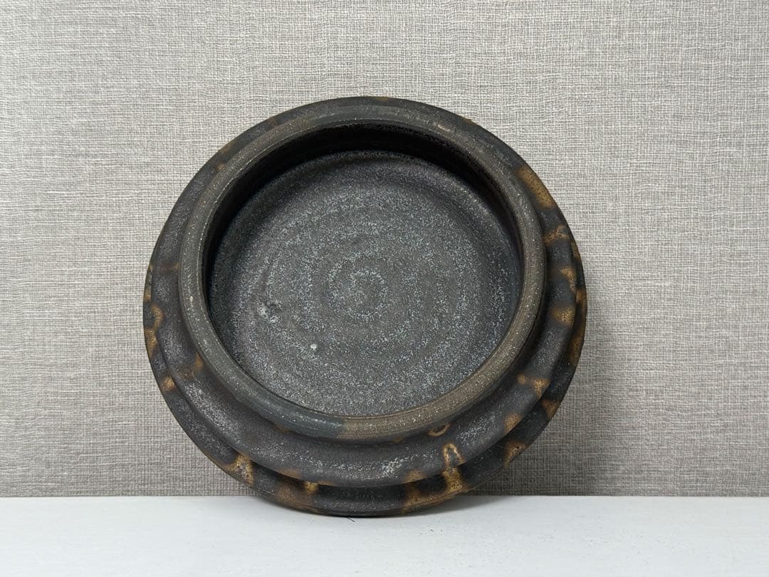 細川政己　台座