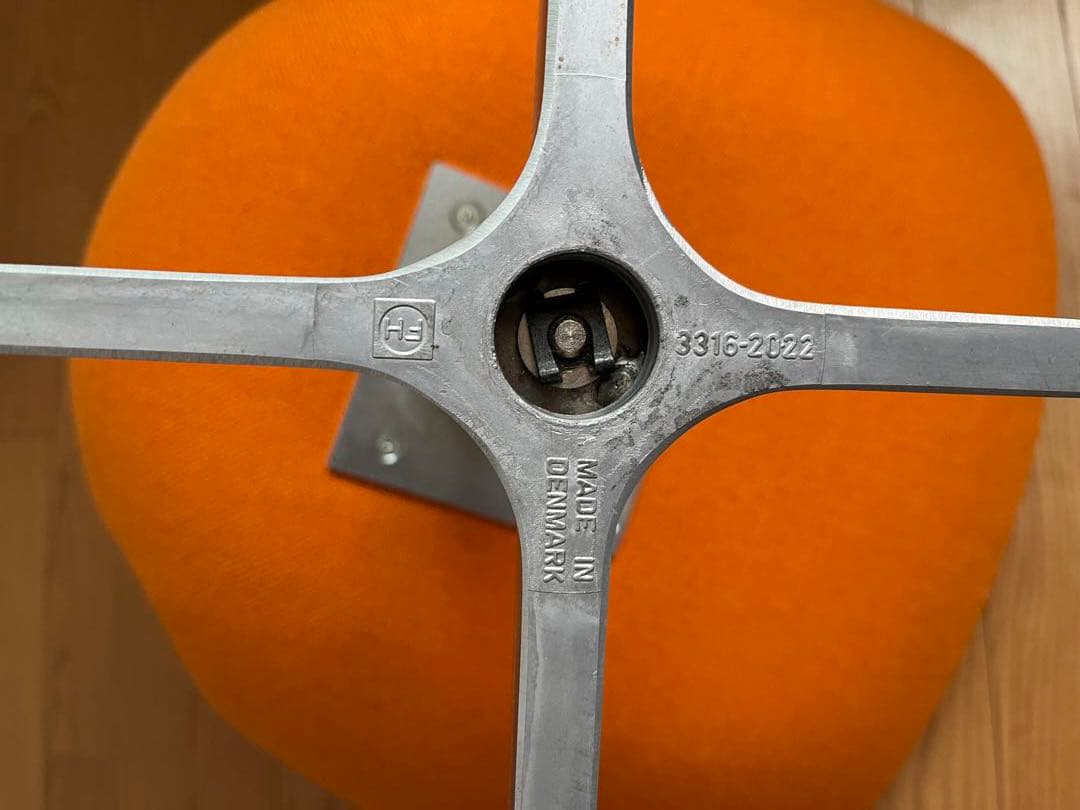 スワンチェア　FRITZ HANSEN/フリッツハンセン