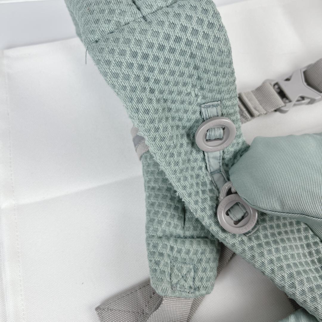 希少☘️　廃盤カラ―　エルゴベビー　オムニブリーズ　ミントグリーン