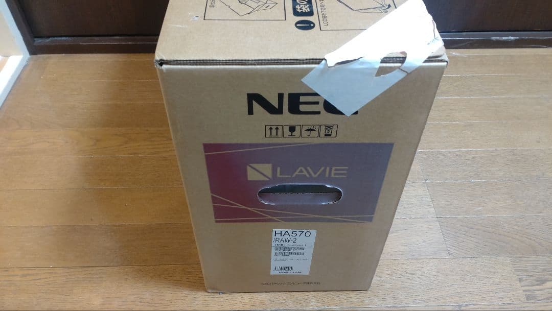 NEC/デスクトップパソコン LAVIEPC-HA570RAW-2未開封