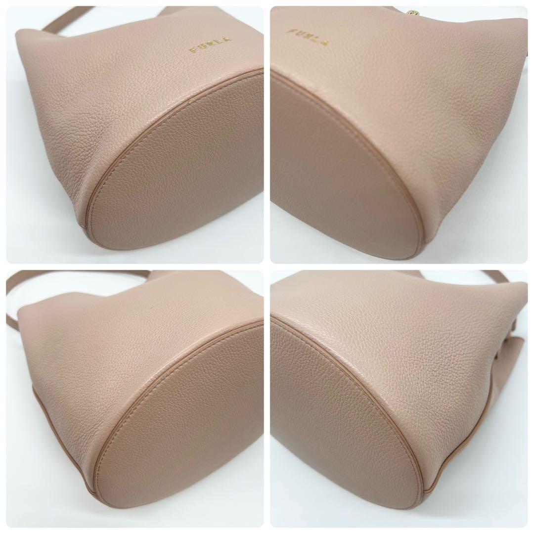 美品✨フルラ　ショルダーバッグ　ダナエ　レザー　ピンク　2way　現行