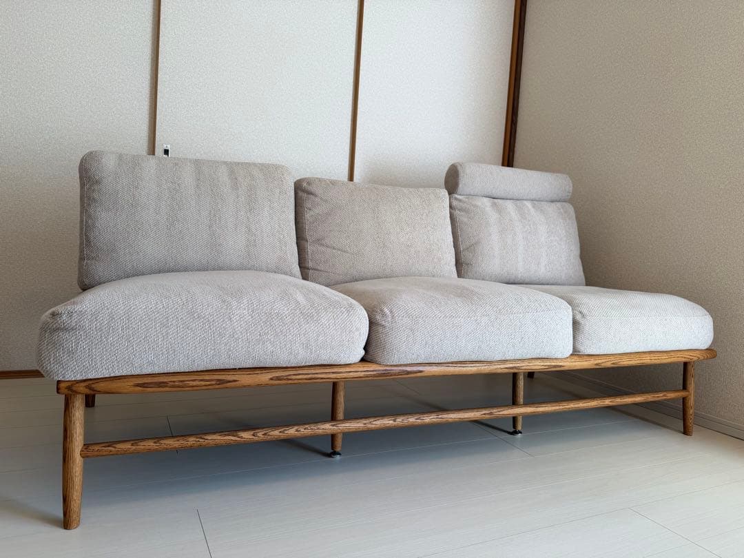 美品MOMONATURAL3人掛けソファ　ベージュ