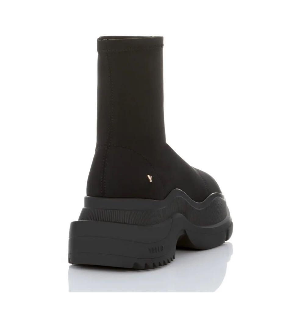 【リリー】TOKYO BLACK SINGLE SNEAKER