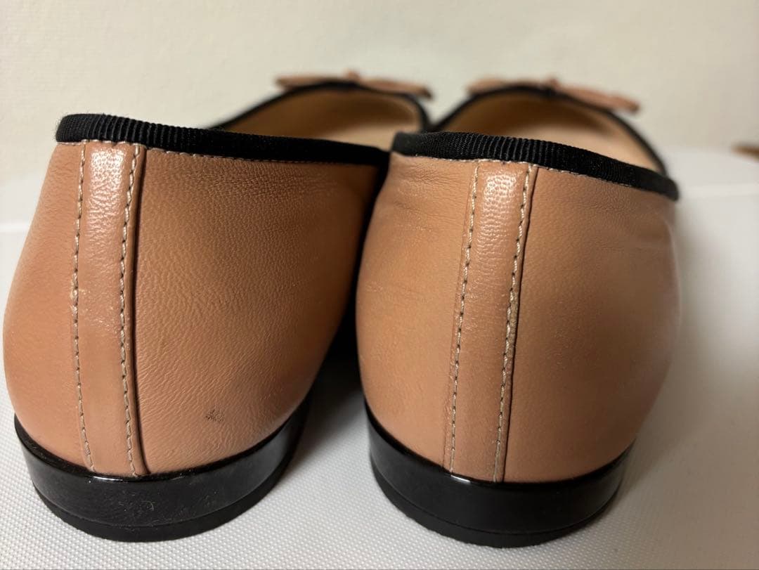 みーちゃん　PRADA バレエシューズ ベージュ/ブラック　37 1/2