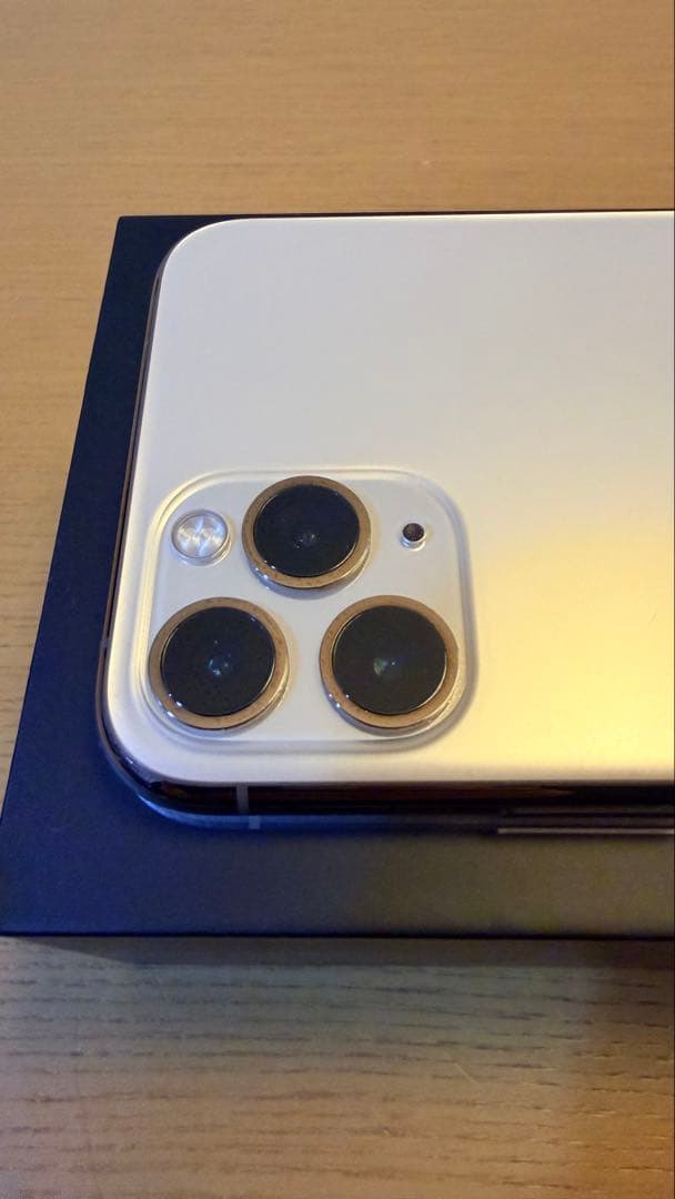 即購入OK極美品　iPhone 11 Pro ゴールド 512 G SIMフリー