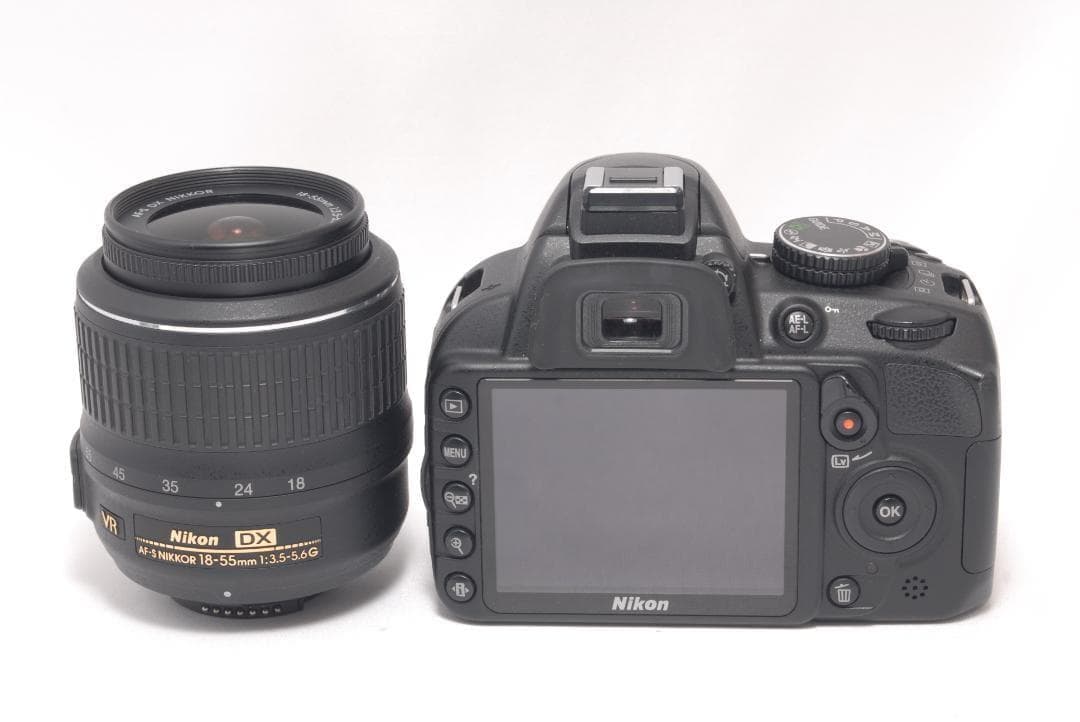 ⭐️手ぶれ補正レンズ⭐️Nikon D3100 ニコン デジタル一眼レフ