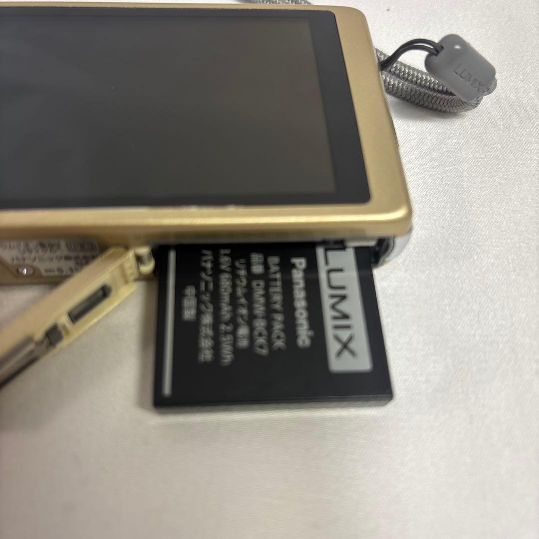 美品 Panasonic LUMIX DMC-FX77 デジタルカメラ　ゴールド