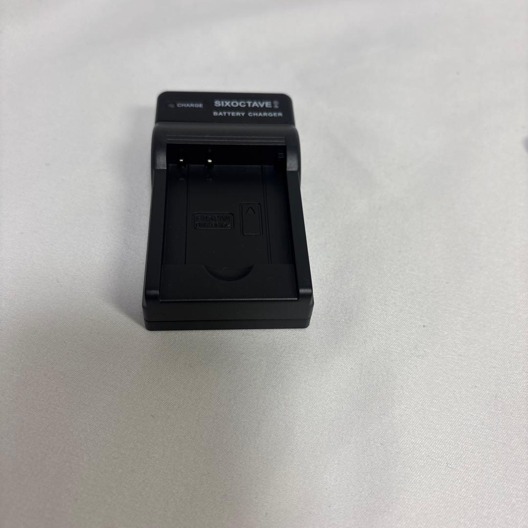 美品 Panasonic LUMIX DMC-FX77 デジタルカメラ　ゴールド