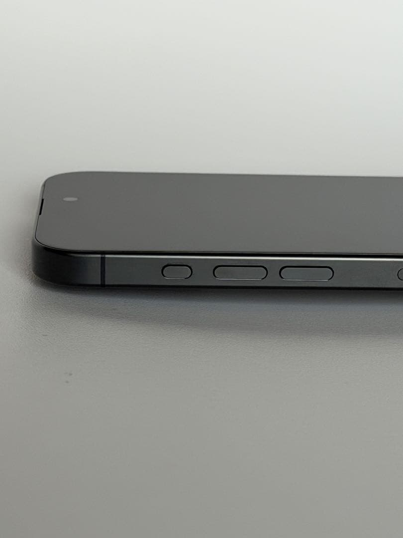 極美品iPhone15Pro 512GB ブラックSIMフリー,カメラカバー