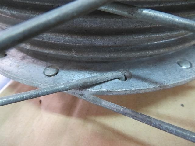 SR400ホイール前後