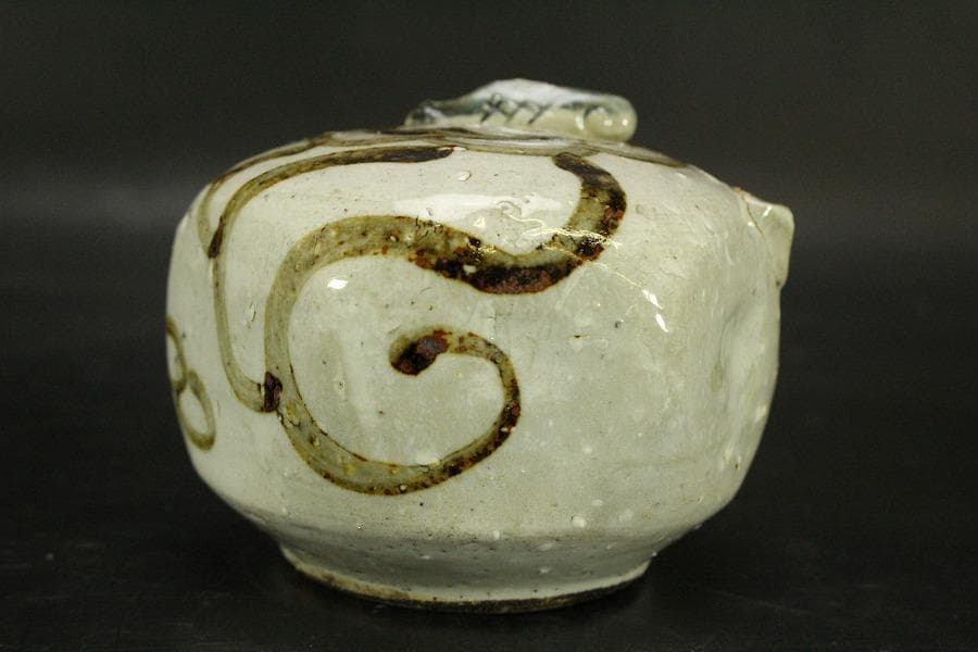 李朝 鉄絵 水滴 文房具(ZE542)