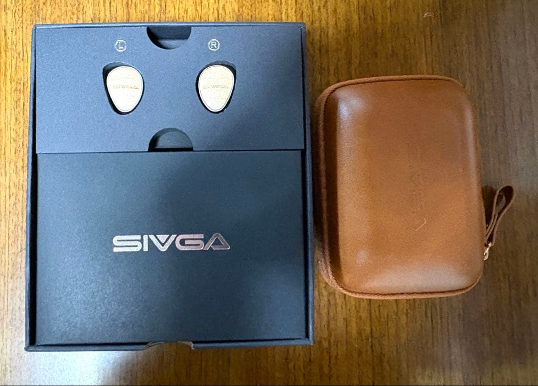 イヤホン sivga que