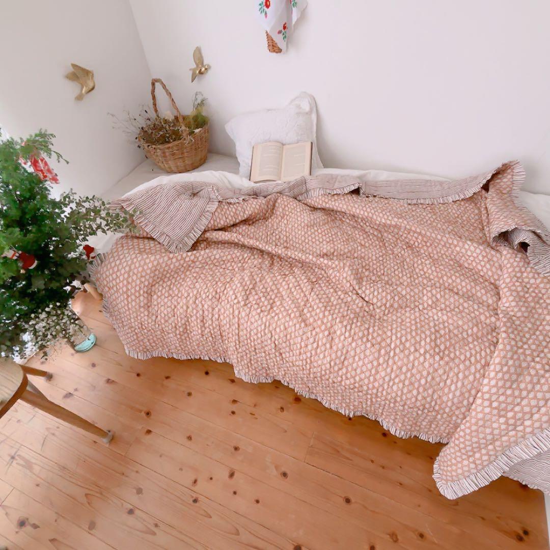 【フリルキルト】ブロックプリントキルト　布団　ソファーカバー　ベッドカバー