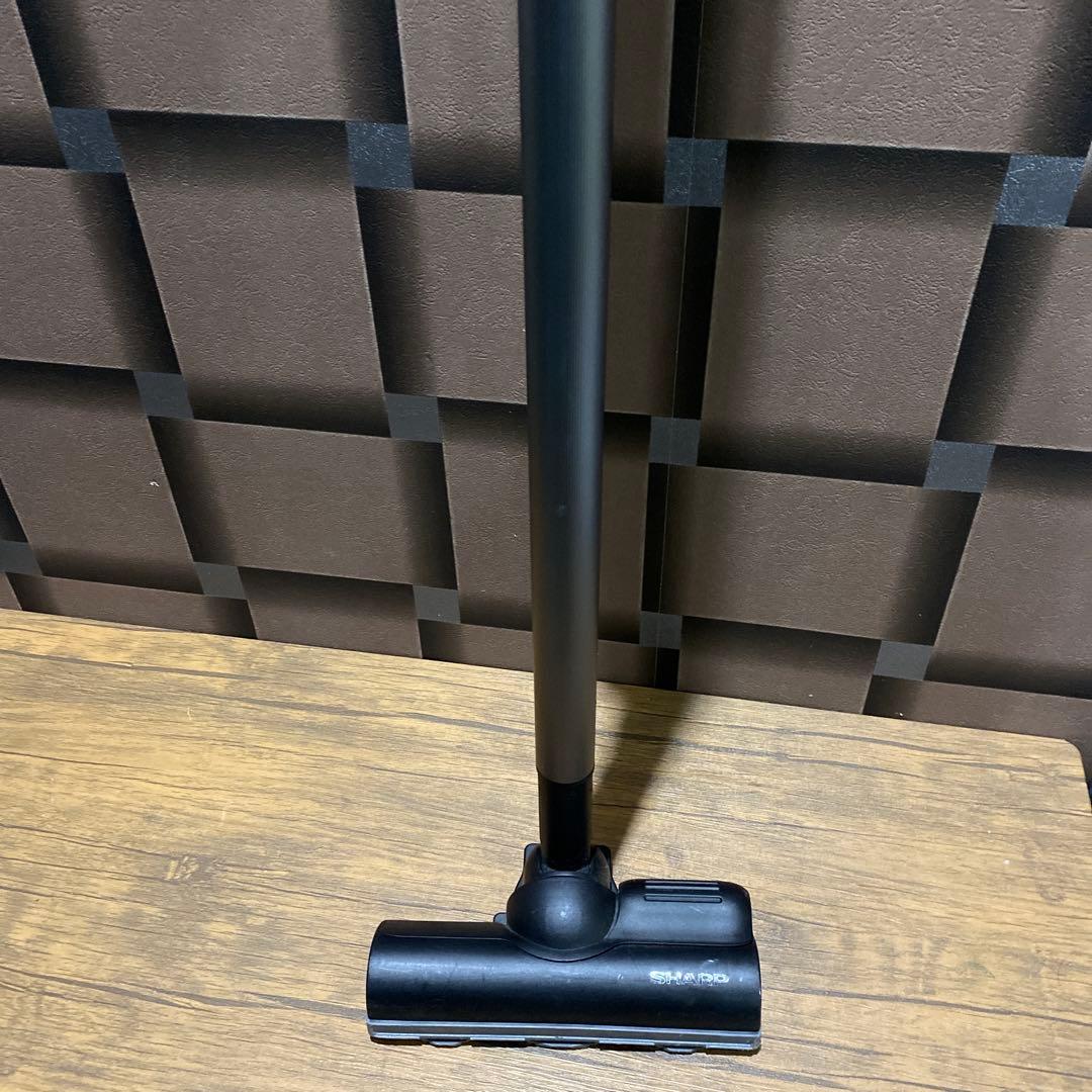 シャープ　掃除機　EC-FR10-B 2024年製