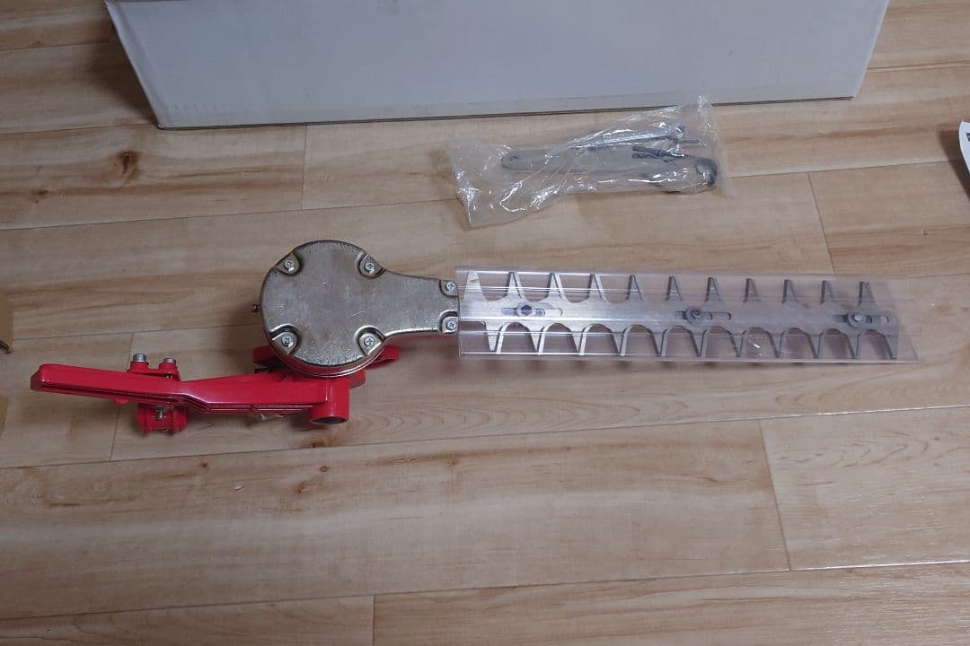 ニシガキ工業 ニシガキ 刈払機取付用 L型バリカン ４００ N-831