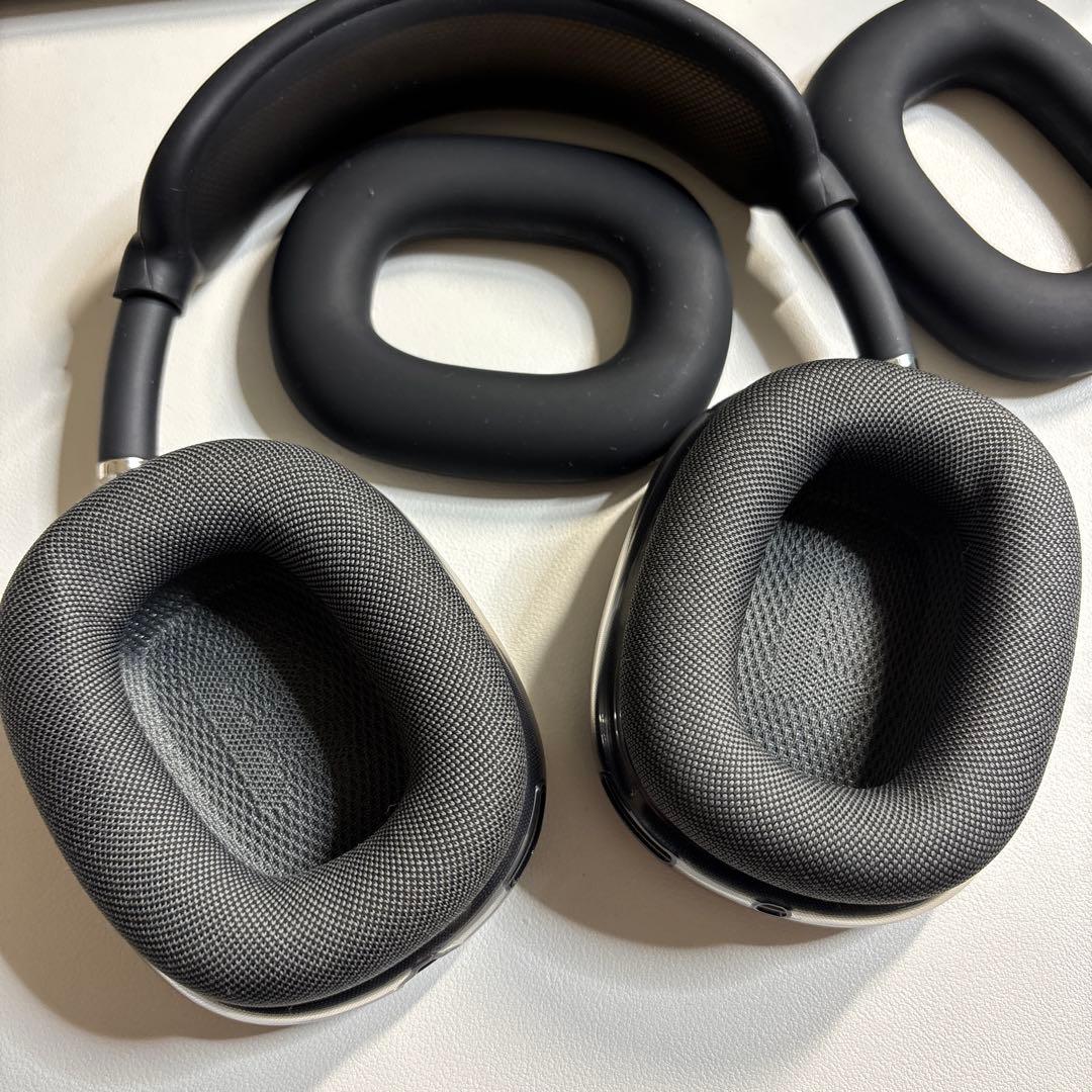 【lia】Airpods Max ブラック