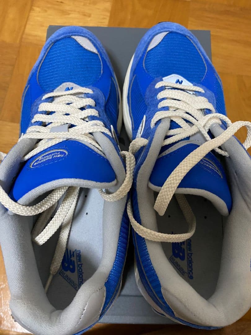 New Balance 2002RHU 青 トレーニングシューズ