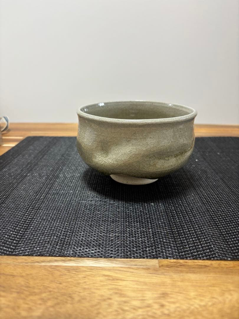 因勅題　空　八王子窯　伊藤優　抹茶茶碗　茶道　茶盌　美品　御深井釉　塩笥くずし