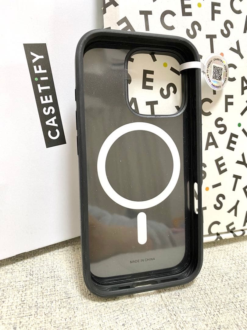 【iPhone16ケース】CASETiFY ラズベリー MagSafe対応