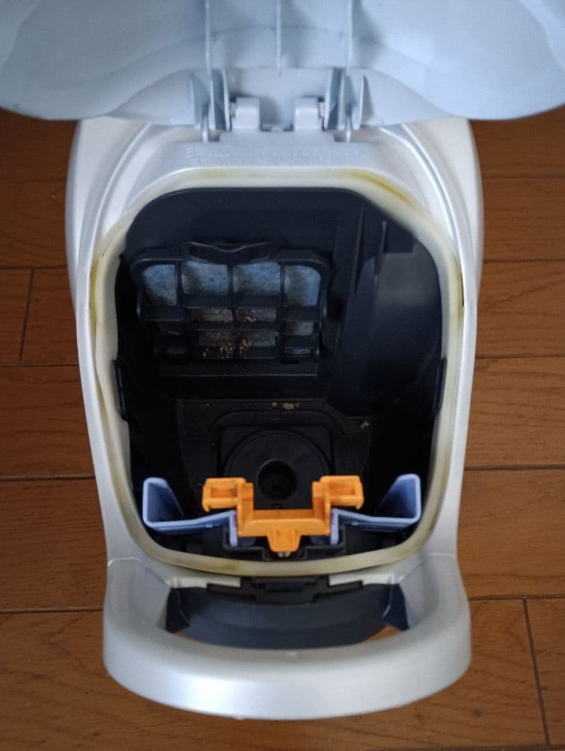 訳あり❗22年製、軽量型、三菱、紙パック式掃除機(パワーノズル）