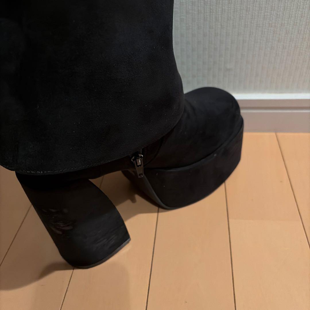 美品★完売品★EMODA ルーズフレアカバーフィットブーツ★あのちゃん着用