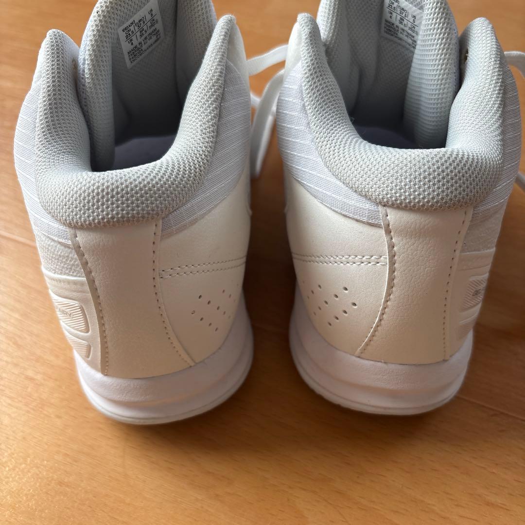 asics レディゲルフェアリー9ホワイト　23.5