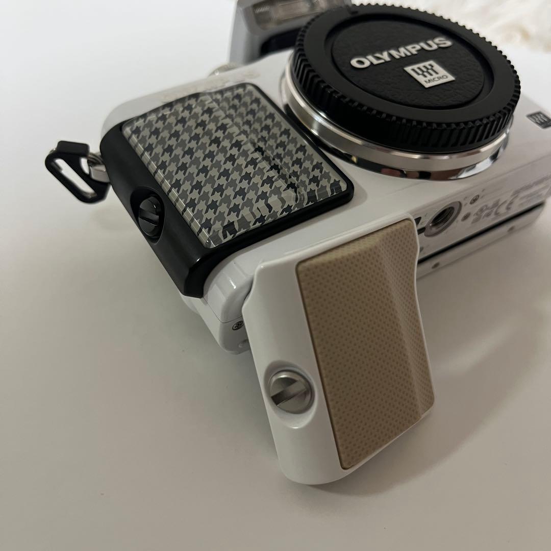 【極美品】OLYMPUS E-PL5 ダブルレンズ ミラーレス ストロボ付き