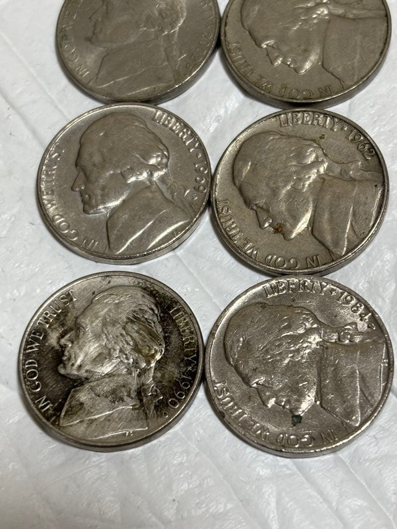 アメリカ5セント年数バラバラ