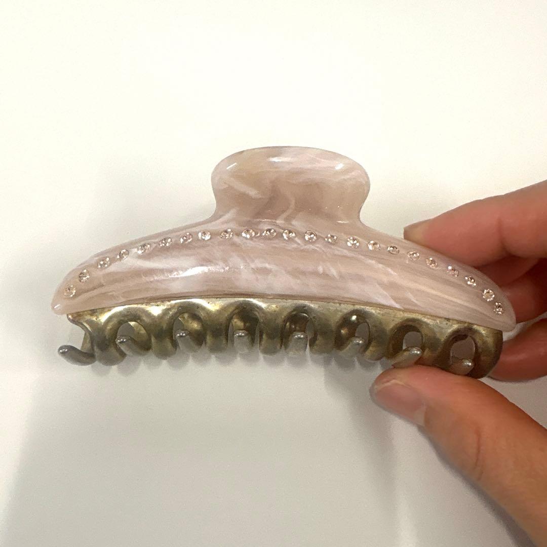 ストーン装飾付きピンクヘアクリップ　acca アッカ　Lサイズ