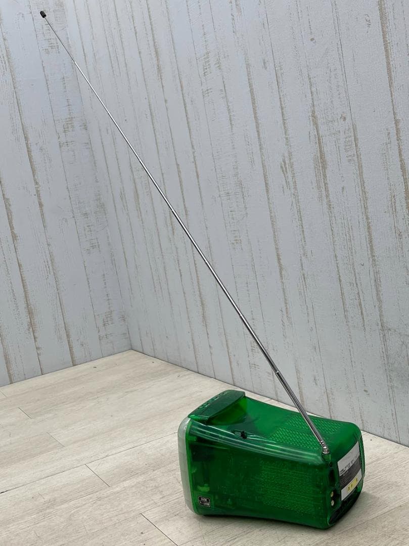 日立 ポータブルカラーTV C6-SK1 グリーン スケルトン 通電確認のみ