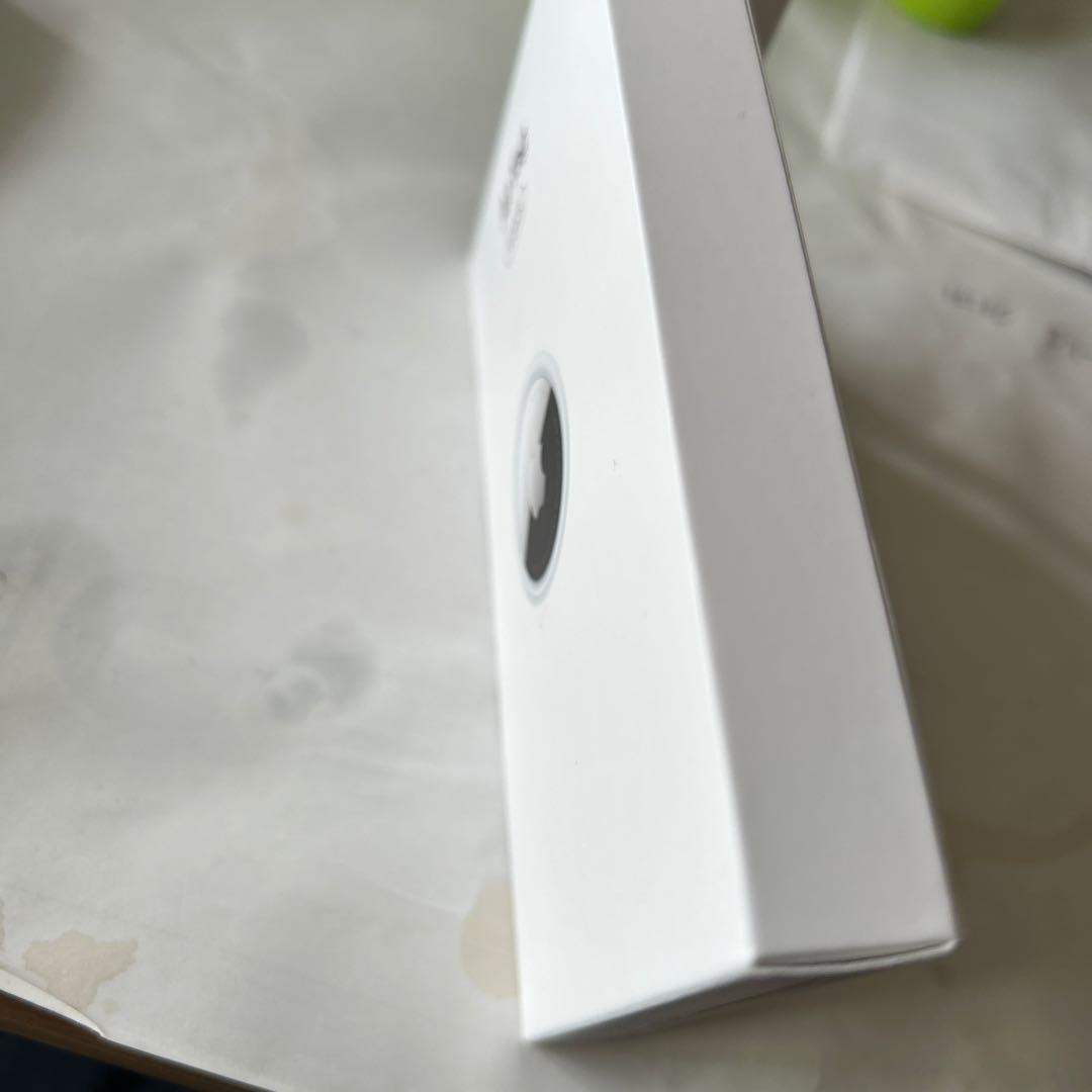 アップル　AirTag 4pack