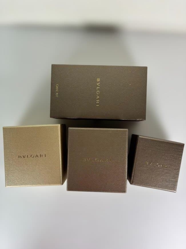 ブルガリ時計、アクセサリー空ケース 空箱のみ（中身は無し）3種＆Care Kit