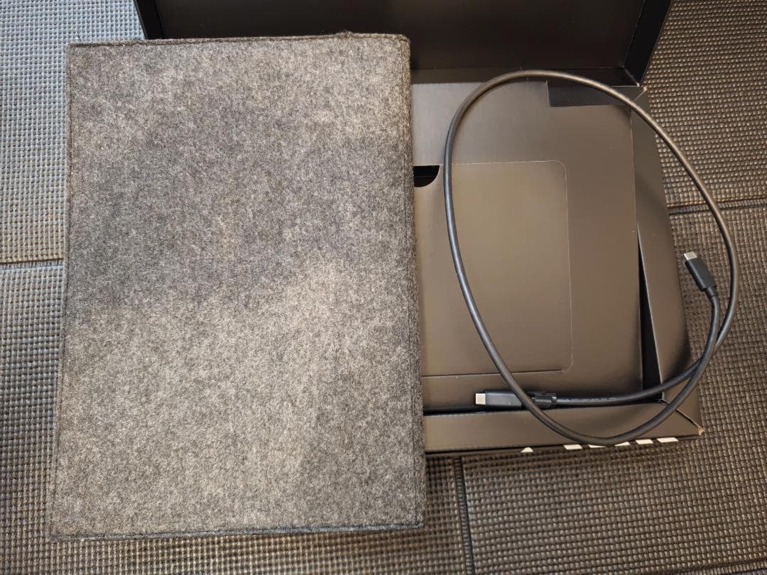 ディスプレイ・モニター本体 ThinkVision M14d Mobile Monitor