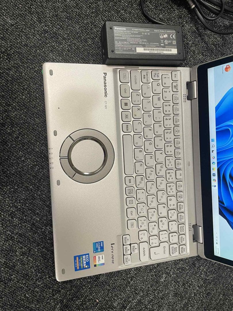Panasonic CF-QV i5 11th メモリ16g ssd 256gb