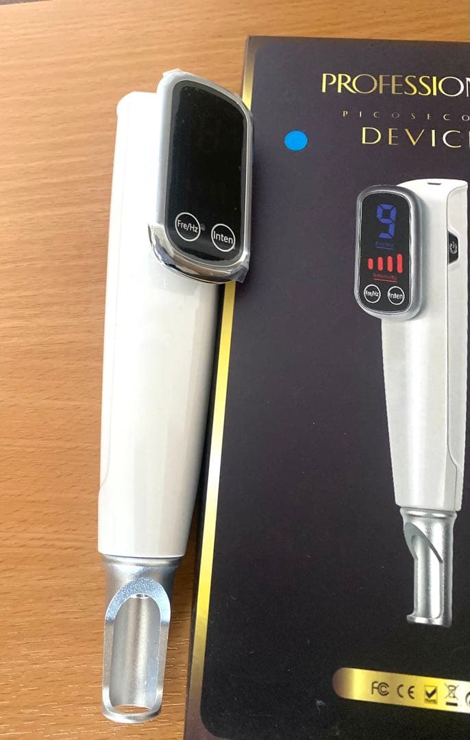 ピコ美顔器　青レーザー　PROFESSIONAL DEVICE 美容家電