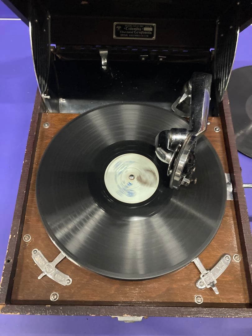A）コロンビア Columbia ポータブル蓄音機 No.G-241