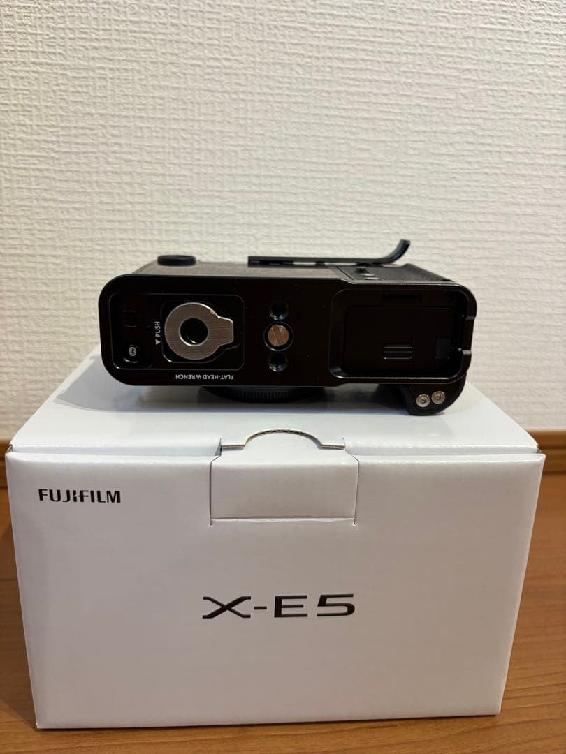 FUJIFILM X-E5 ブラック ミラーレスカメラ