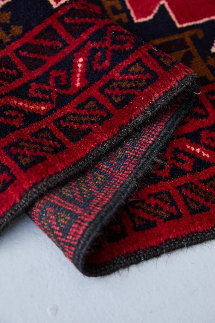ヴィンテージラグ　トライバルラグ　バルーチ族　ウール（135×87cm）濃茶・赤