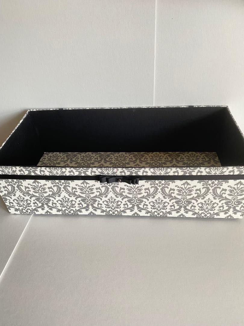 TO☆☆様 オーダー品2点 グレーダマスク、大きなボックス