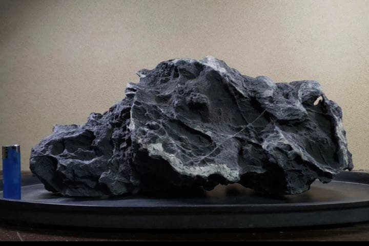 揖斐白倉谷真黒石 ウブ 23kg