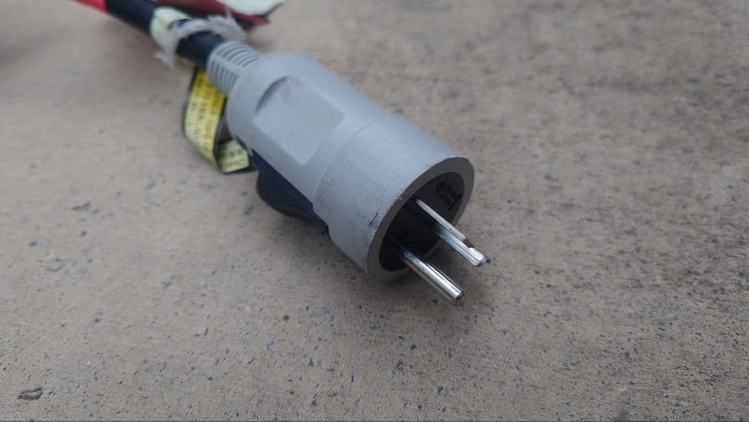 【12時間以内発送保証】日産リーフ純正充電ケーブル7.5m 200V パナ製