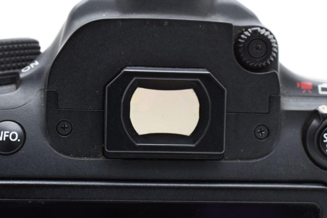 完動品　キャノン EOS 70D ダブルレンズキット/ガラスフィルム/SD32