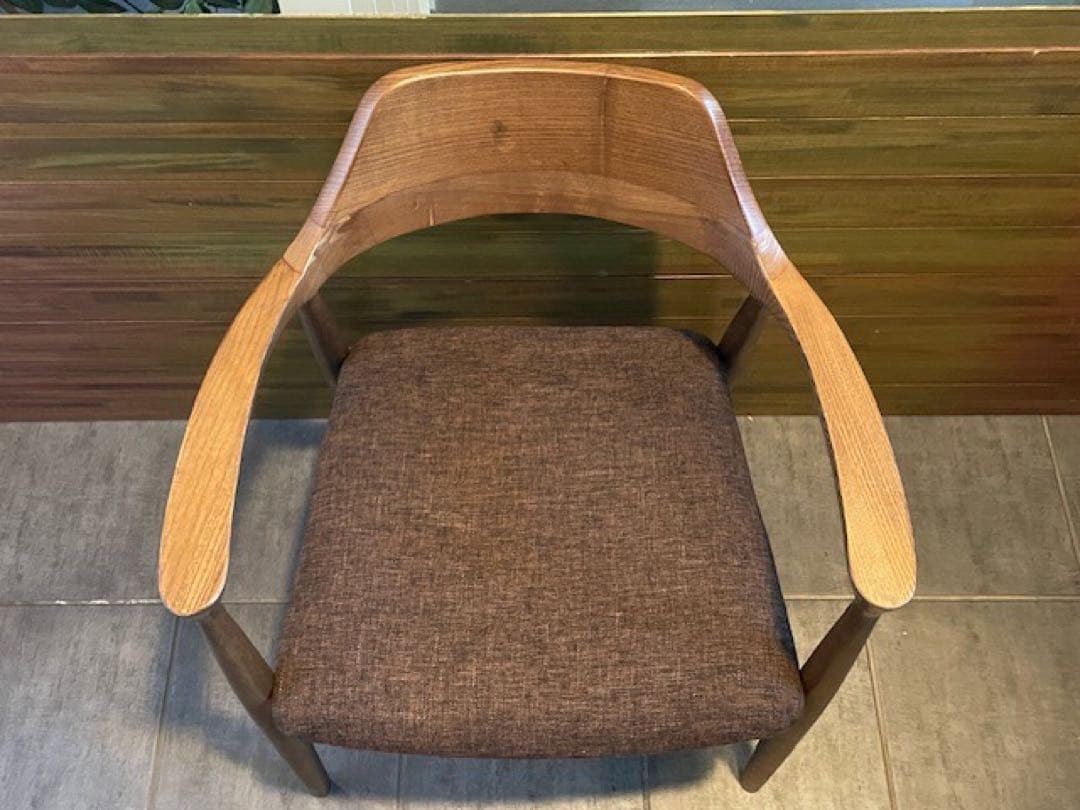 こんねこん12■タモ無垢材/天然木 アームチェア/ダイニングチェア■B