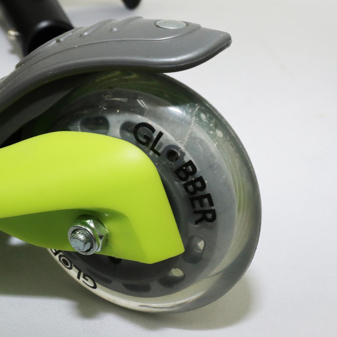 GLOBBER GO.UP DELUXE 緑 ゴーアップ 　キックボード 箱付き