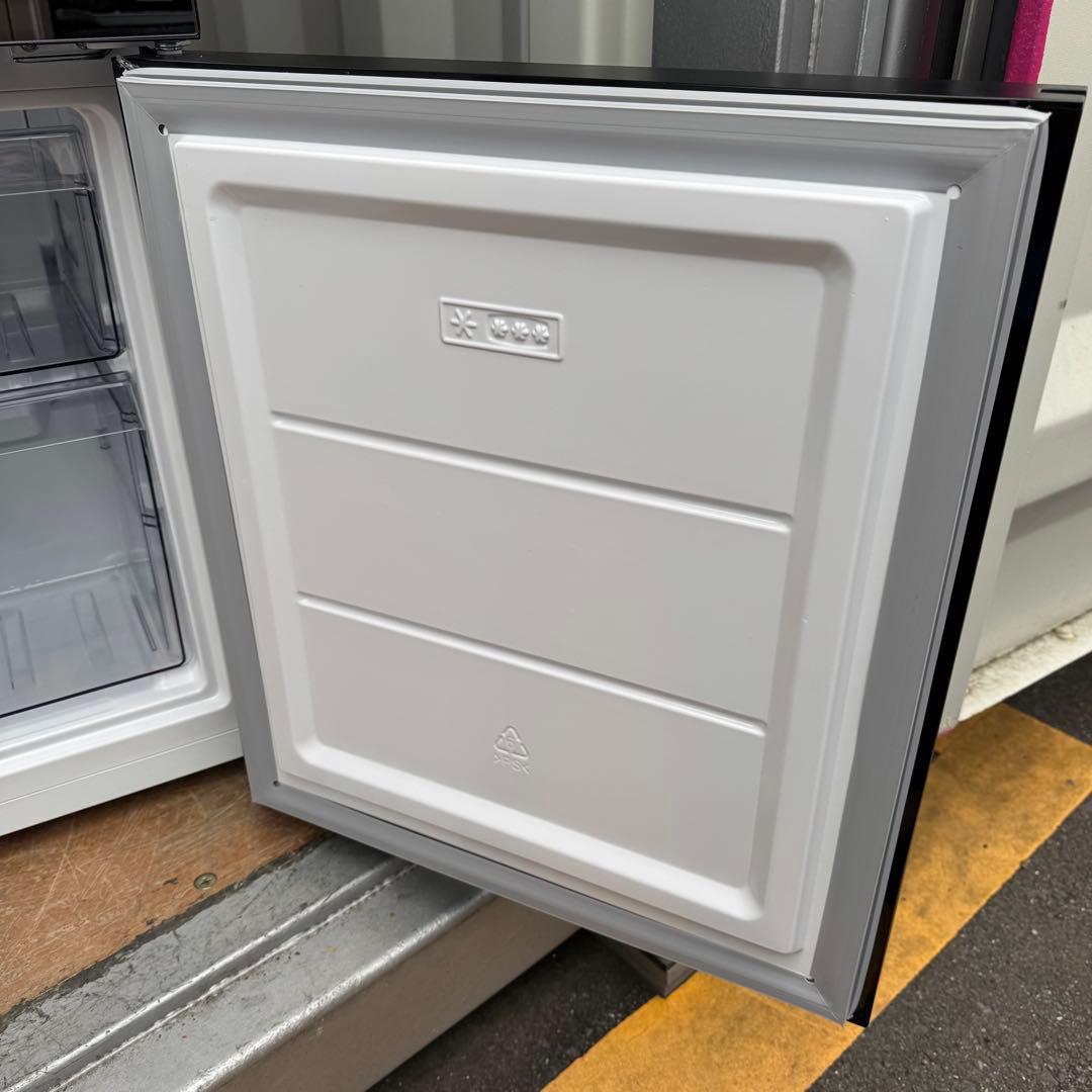 C7133★2023年製★未使用に近い★ツインバード冷蔵庫ミラーブラック鏡洗濯機