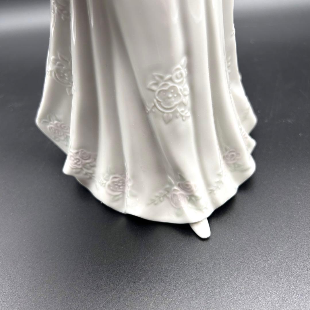 【未使用級】Lladro リヤドロ No.6329 幸への道　置物　花束　ブーケ