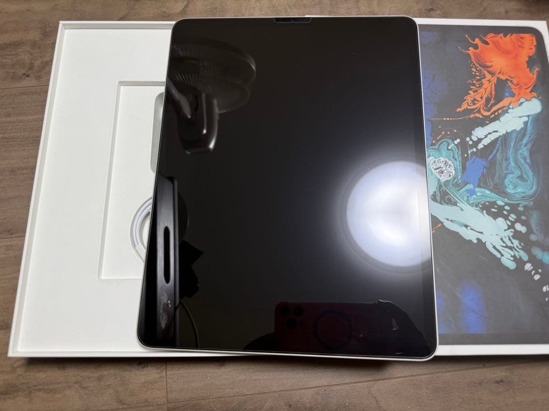 iPad pro 12.9インチ　第3世代　シルバー256gb