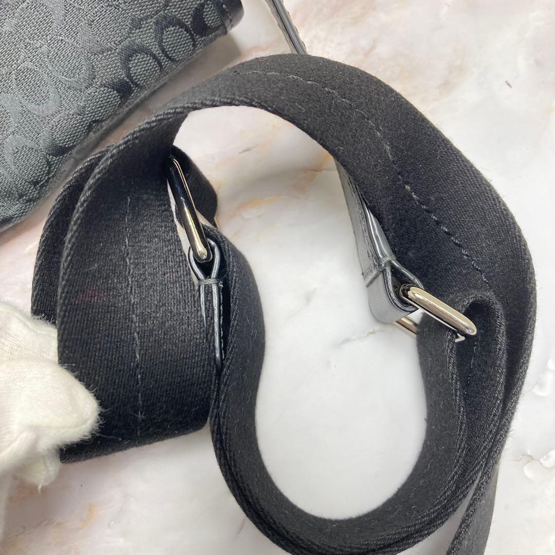 専用です❣️購入しないでください❣️COACH コーチショルダーバッグ　F70283